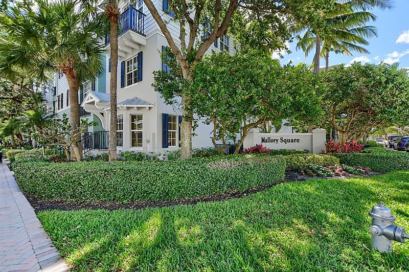 1st image of 503 N Mallory Cir