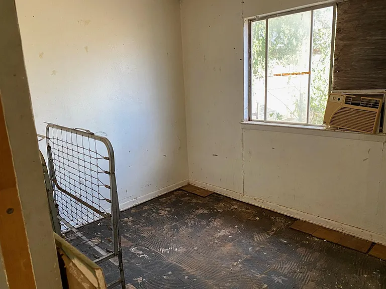 502 E Lincoln Ave — Photo 10