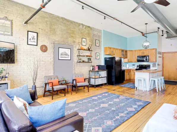 523 Jackson St APT 204, Saint Paul, MN 55101