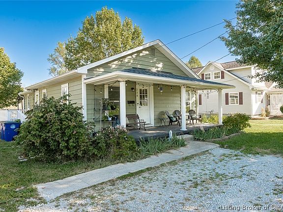 3rd image of 238 E Main Street