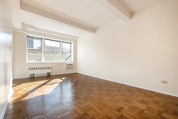 Rented by PMG Real Estate  | media 3