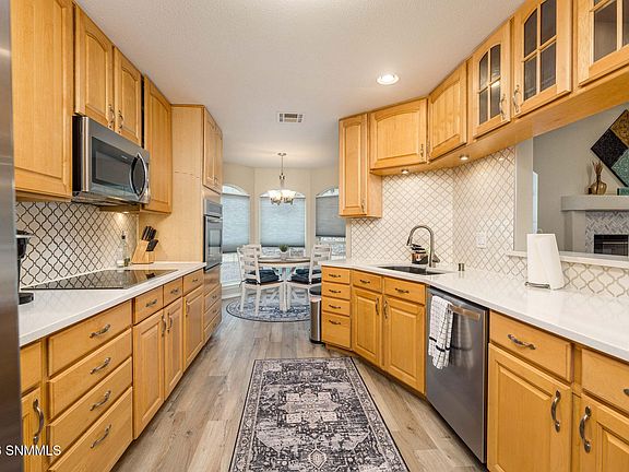 5th image of 2639 Oakmont Dr