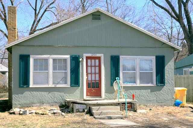 1204 Haskell Lawrence, KS listing photo #1