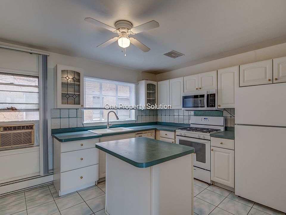 1st image of 925 W 35th Ave #3