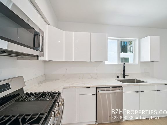 4th image of 5653 Case Ave #2
