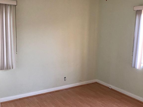 5th image of 2692 N Frederic St