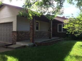 2521 Berry Ct, Waukegan, IL 60085