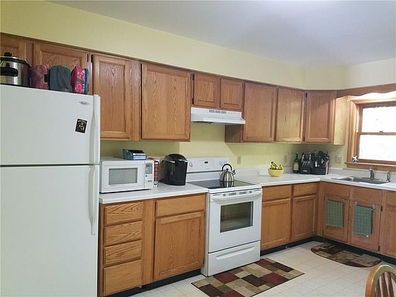 4th image of 6198 Creek View Trl