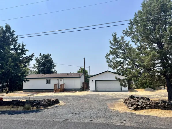 9015 13th St, Terrebonne, OR 97760