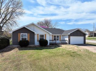 2024 E Lon St, Springfield, MO 65803