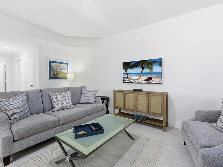 25248 Pelican Creek Cir #102 — Photo 3