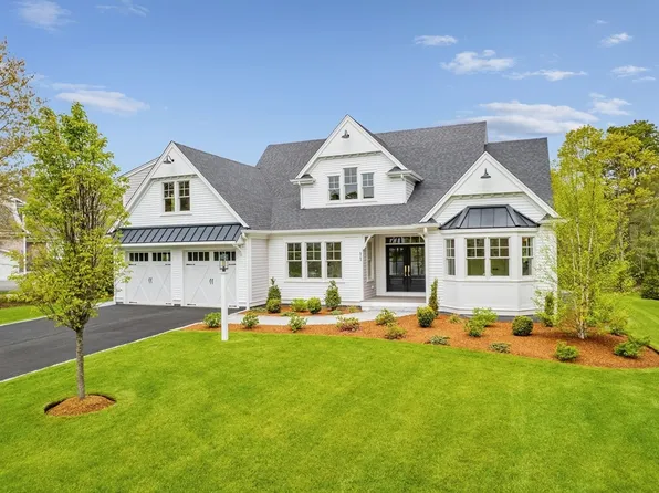 11 Norse Pines Dr, Sandwich, MA 02563