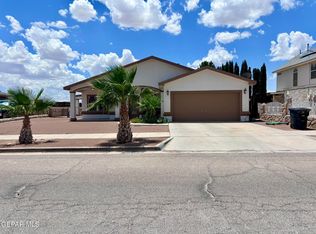 1573 S Kenazo Ave, Horizon City, TX 79928