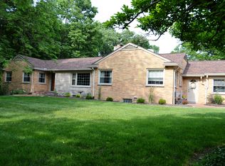 3232 Blossom Heath Rd, Kettering, OH 45419