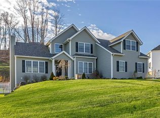 4 Clinton Aly, Monroe, NY 10950