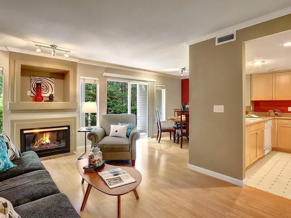 25235 SE Klahanie Blvd, Issaquah, WA 98029