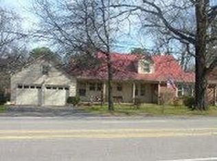 3232 Hawkins Ave, Sanford, NC 27330