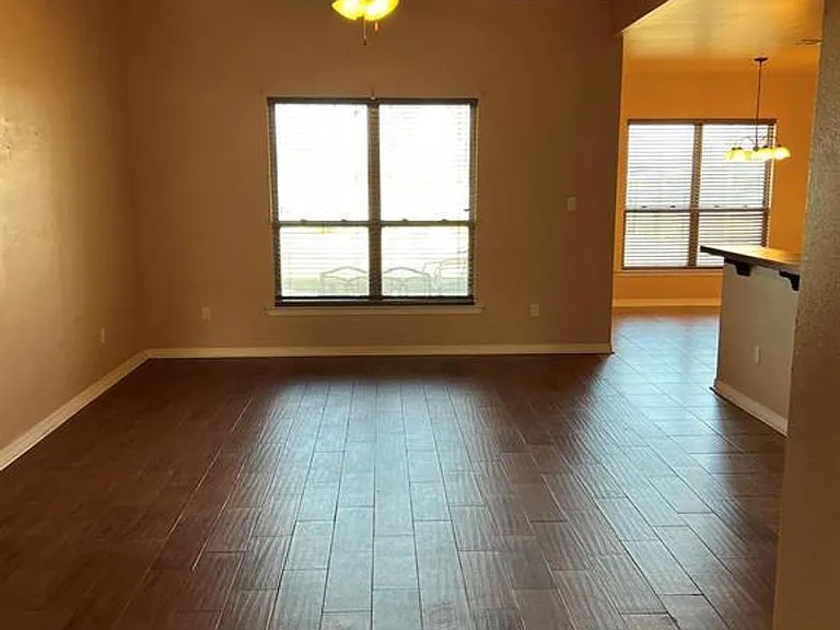 9437 Redwood Lake Blvd — Photo 14