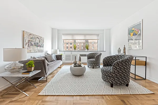 Sold by Compass | media 1