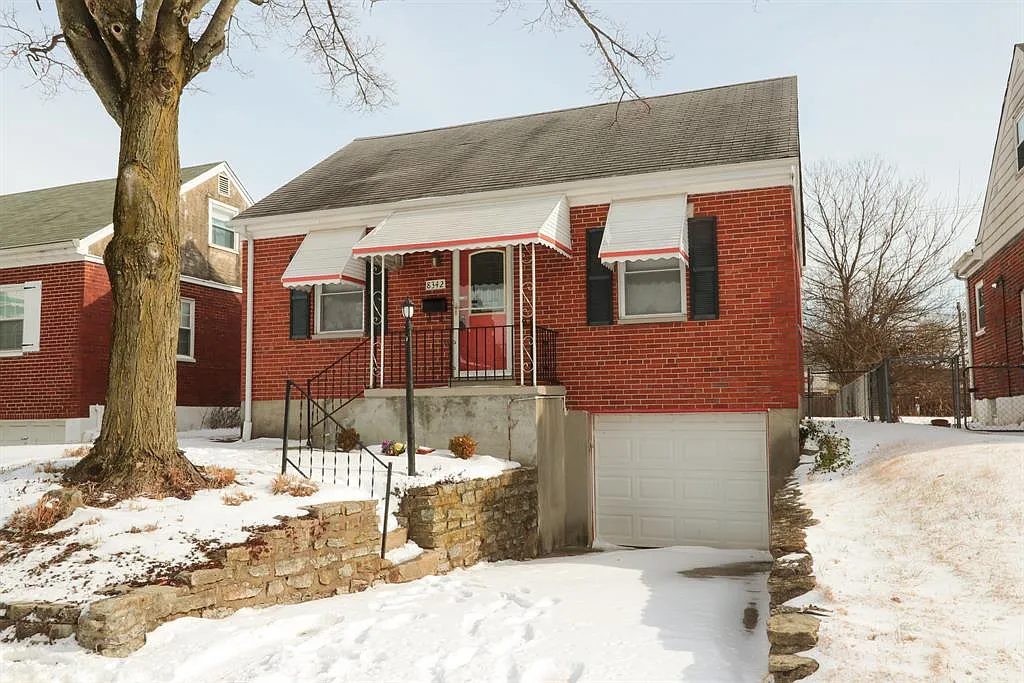 8342 Marley St photo 1
