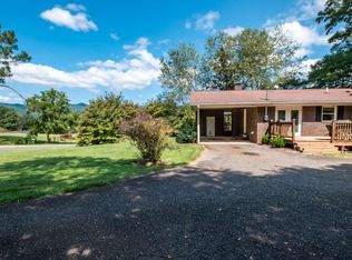 77 Smith Knob Rd, Andrews, NC 28901