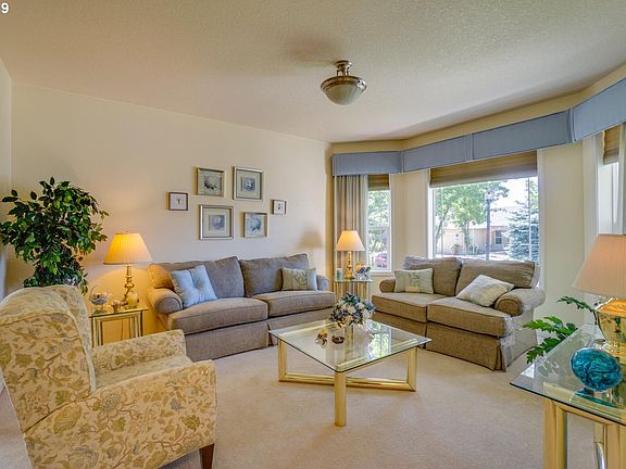 4th image of 1133 SE 116th Ct