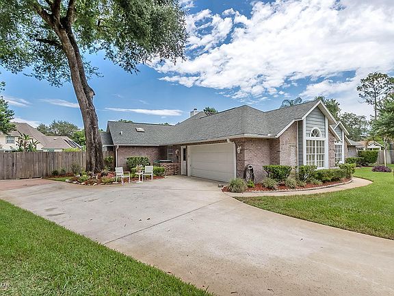 4th image of 400 Windwood Pl