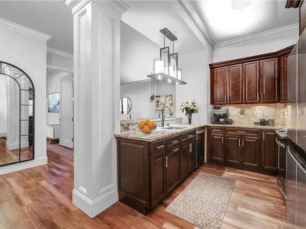 701 Ridge Hill Boulevard #12F, Yonkers, NY 10710