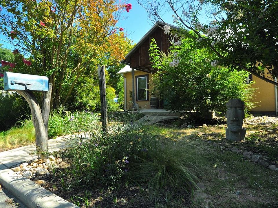 1st image of 507 W Peach St