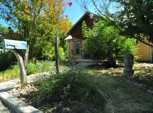 507 W Peach St, Fredericksburg, TX 78624