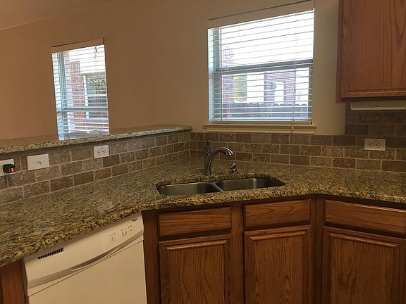 5th image of 11405 Gloriosa Dr