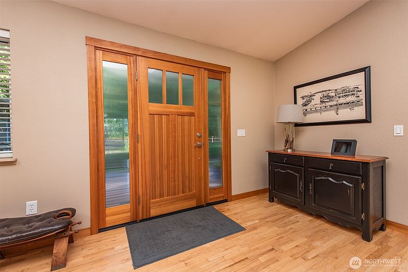2nd image of 43 Mowitch Trail
