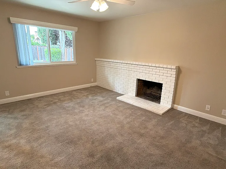 7387 Hillsdale Dr — Photo 7