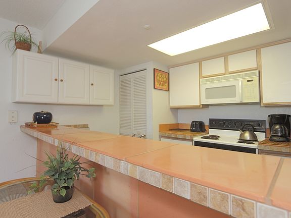 5th image of 3635 Seaside Dr. #202