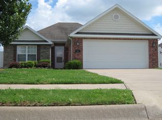 408 E Post Rd, Rogers, AR 72758