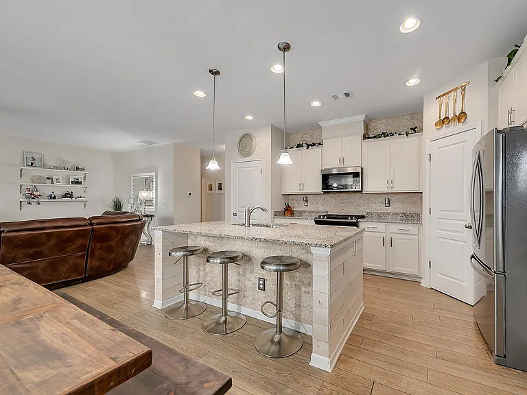 441 Timberleaf Rd — Photo 11