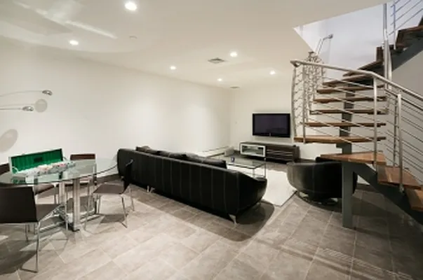 Sold by MNS | media 27