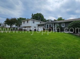 3336 S 126th St, Omaha, NE 68144
