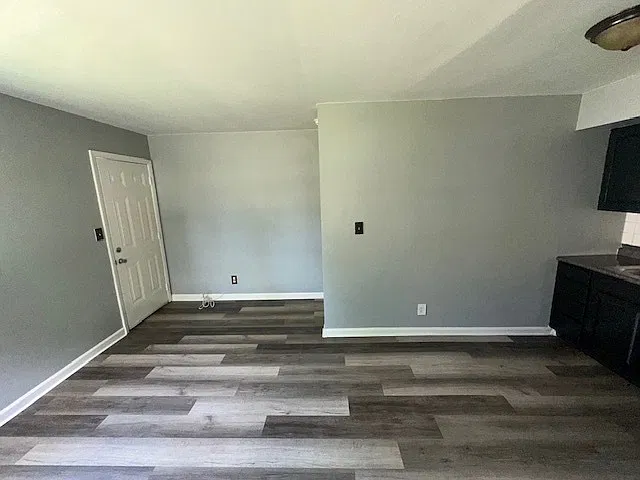 824 E Como Ave — Photo 4