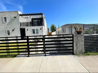 217 E Victoria Ave, Montebello, CA 90640