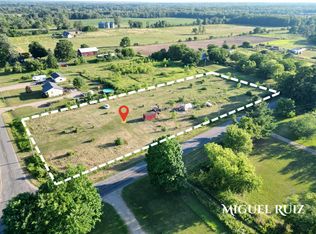 37069 24th Ave, Gobles, MI 49055