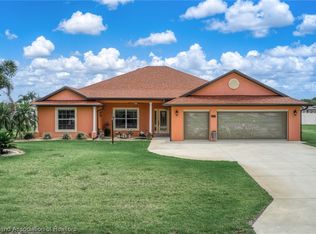 5337 Columbus Blvd, Sebring, FL 33872
