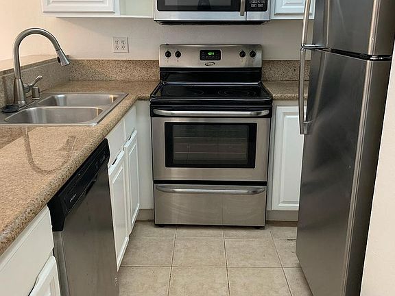 4th image of 12345 Marshall St APT 2