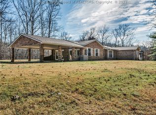 12334 Charleston Rd, Kenna, WV 25248