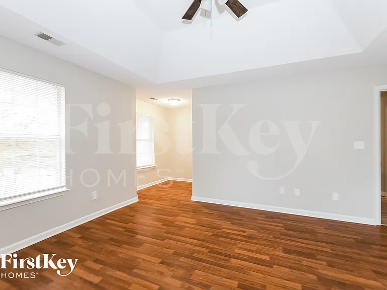 70 Center Oak Dr — Photo 13