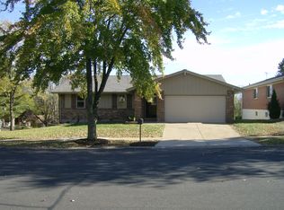 5104 Suson Hills Dr, Saint Louis, MO