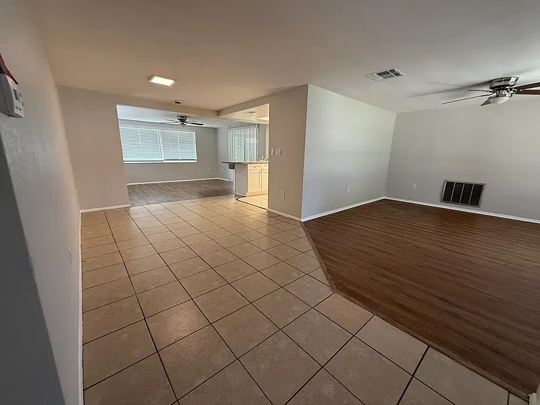 7105 Mayfield Dr — Photo 18
