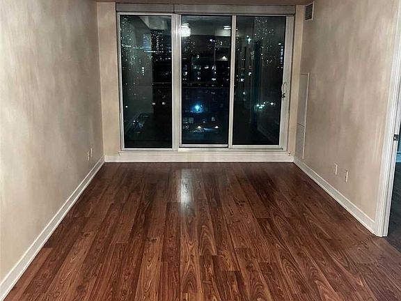 5th image of 260 Sackville St #1113