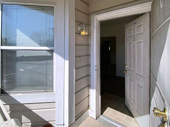 3rd image of 3439 1st Ave APT 3