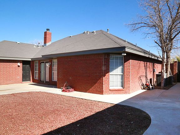 2nd image of 3301 Rosemont Dr